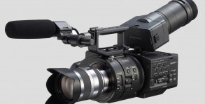 FS700