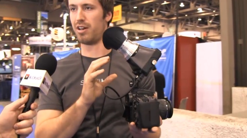 NAB 2011: SmallHD DP4 4.3″ DSLR monitor, hybrid EVF