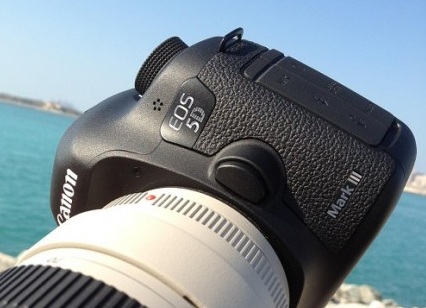 Possible release date and pictures of the Canon 5D MkIII